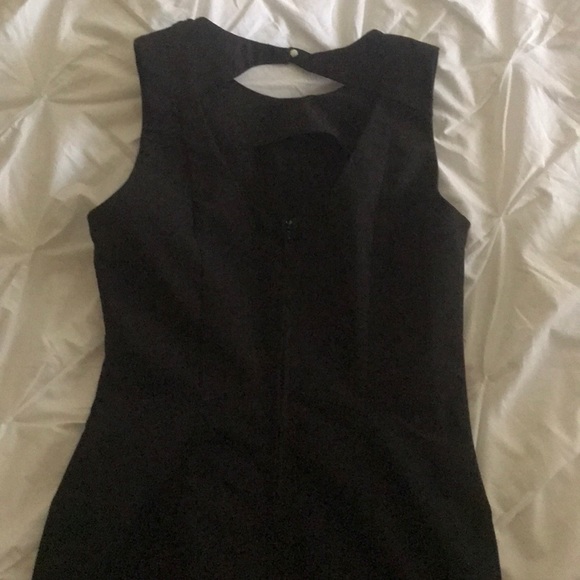 H&M dress. Size 10. Black. - Picture 5 of 8